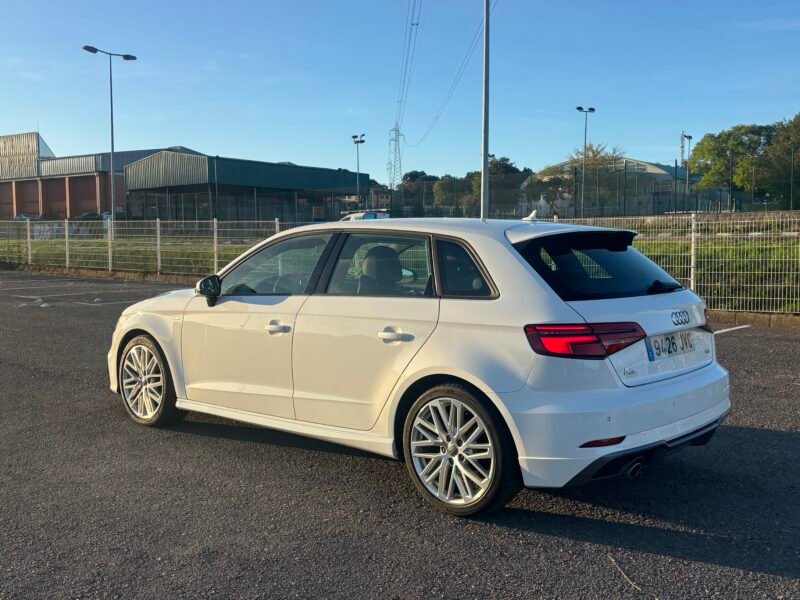 AUDI A3 Sporback Sline