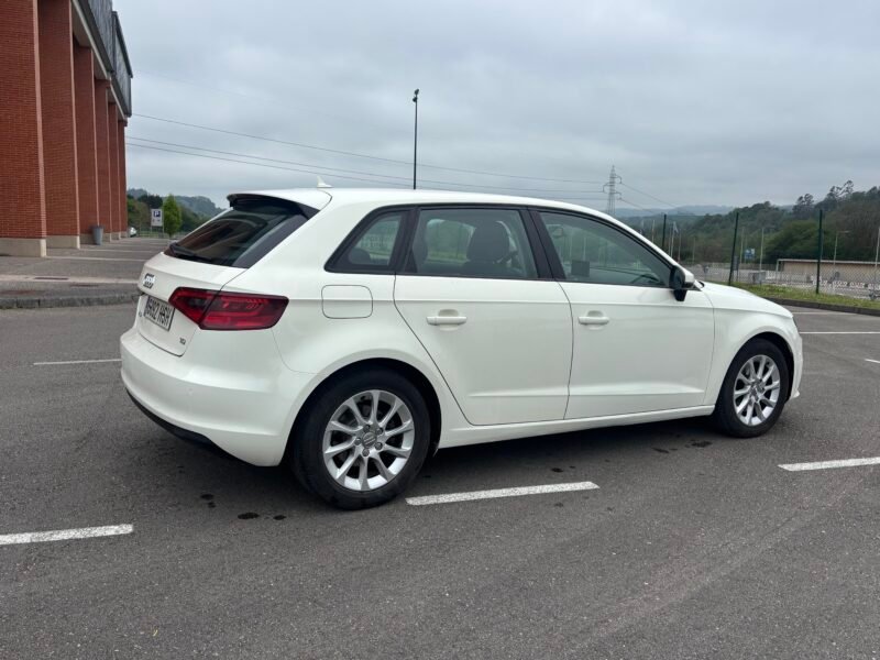 AUDI A3 Sporback 2.0 tdi Sporback 150